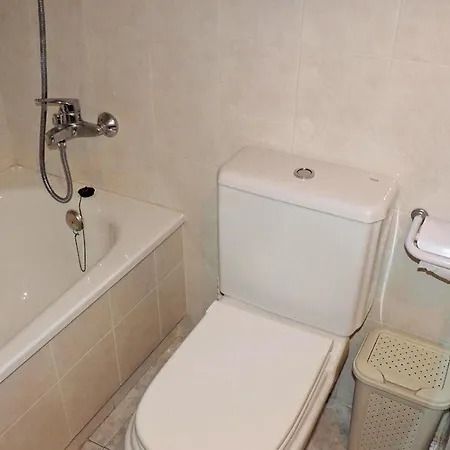 아파트 At242 Con Piscina En 1ra Linea De La Playa 토르뎀바라